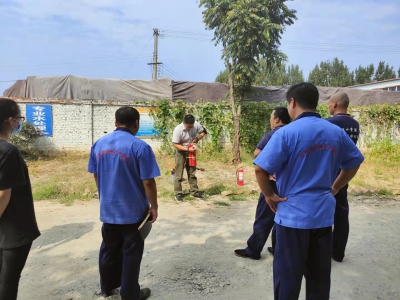 安全生產(chǎn)無(wú)小事，防微杜漸成大就